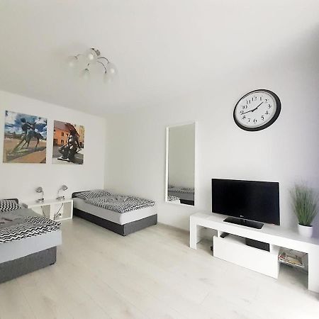 Apartament Zlota Lacza Zielona Góra Buitenkant foto