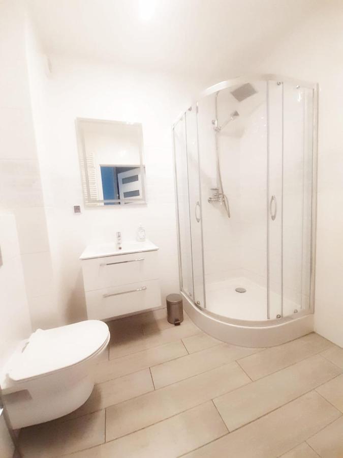 Apartament Zlota Lacza Zielona Góra Buitenkant foto