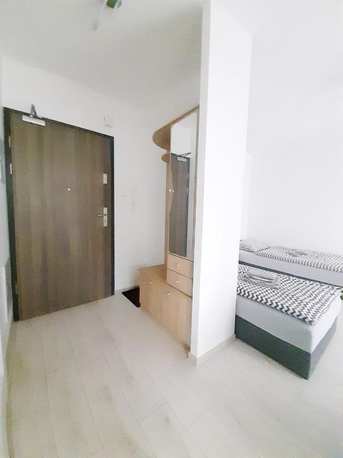 Apartament Zlota Lacza Zielona Góra Buitenkant foto