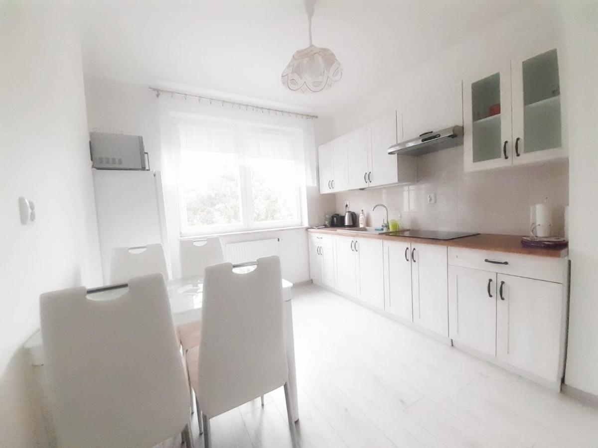 Apartament Zlota Lacza Zielona Góra Buitenkant foto