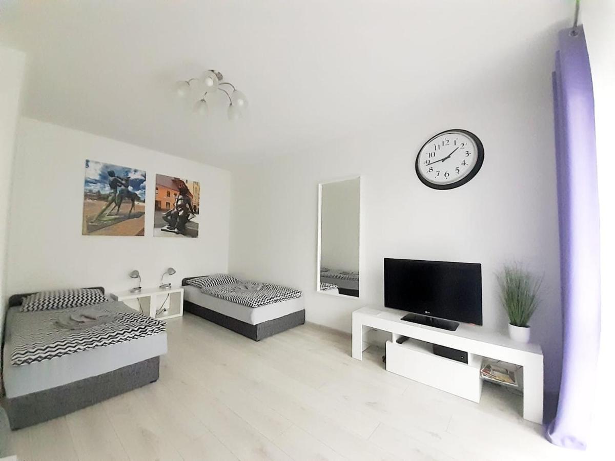Apartament Zlota Lacza Zielona Góra Buitenkant foto